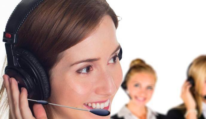 Call Center czynne w weekend majowy!