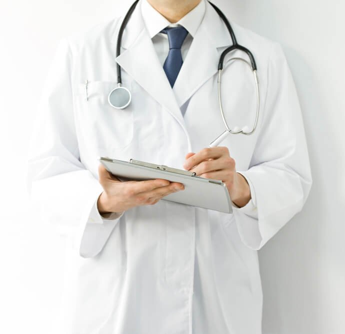 doktor w białym kitlu